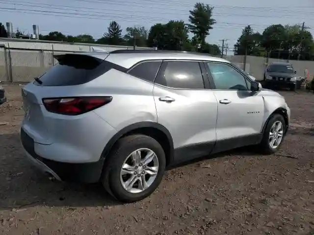 3GNKBJRS2MS513849 2021 CHEVROLET BLAZER-2