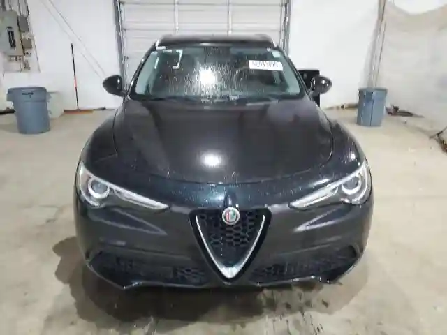 ZASFAKAN1J7B92901 2018 ALFA ROMEO STELVIO-4
