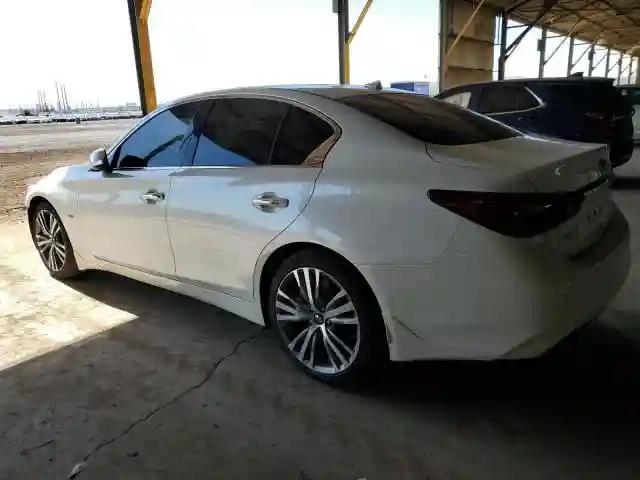 JN1EV7AR8JM434743 2018 INFINITI Q50-1