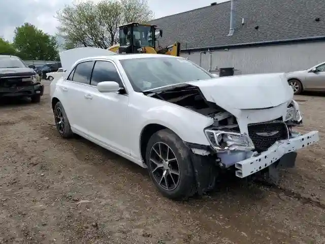 2C3CCAAG2FH930447 2015 CHRYSLER 300-3