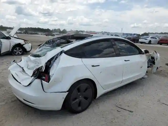 5YJ3E1EA3MF976870 2021 TESLA MODEL 3-2