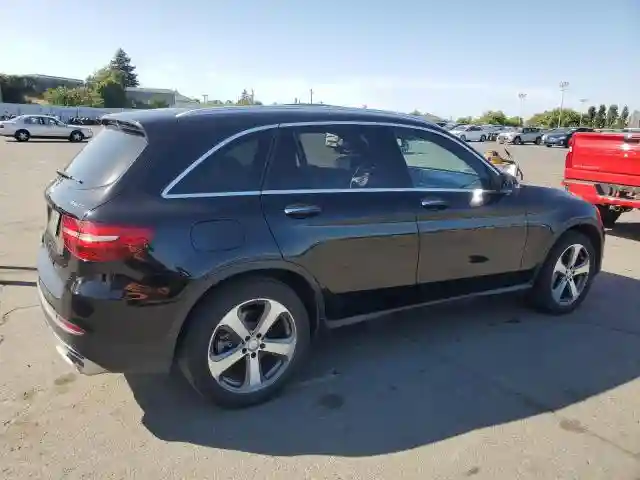 WDC0G4KB7HF124948 2017 MERCEDES-BENZ GLC-CLASS-2