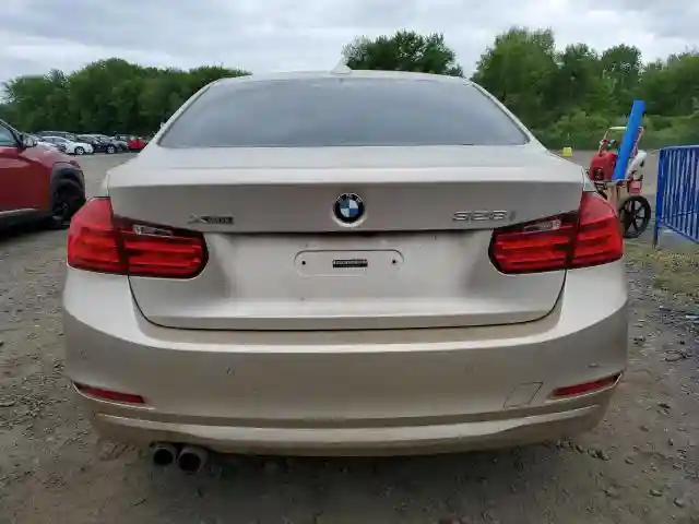 WBA3B5G57FNS18371 2015 BMW 3 SERIES-5