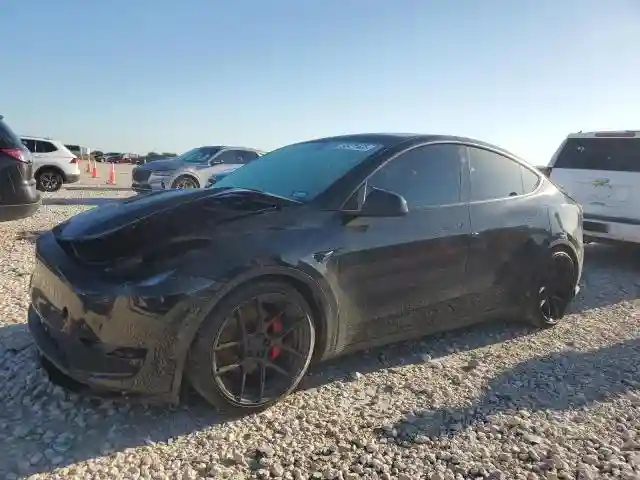 7SAYGDEF8PF832560 2023 TESLA MODEL Y-0