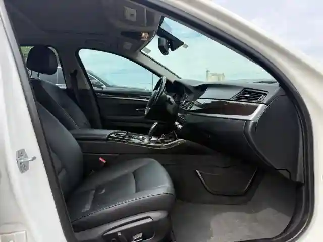 WBA5A5C50FD516607 2015 BMW 5 SERIES-4