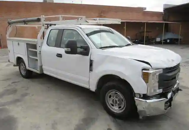 1FT7X2A69KEF58122 2019 FORD F250-0
