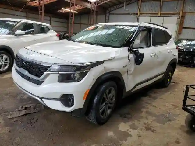KNDEUCAA8N7326615 2022 KIA SELTOS-0
