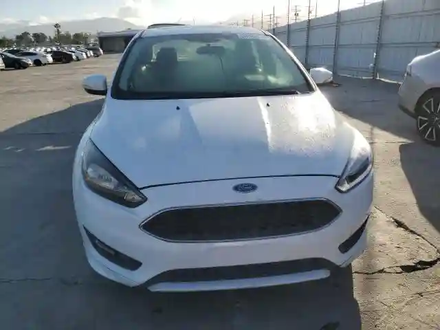 1FADP3F26GL336032 2016 FORD FOCUS-4