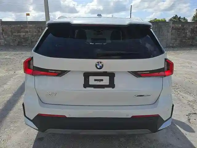 WBX73EF02P5X84109 2023 BMW X1-5