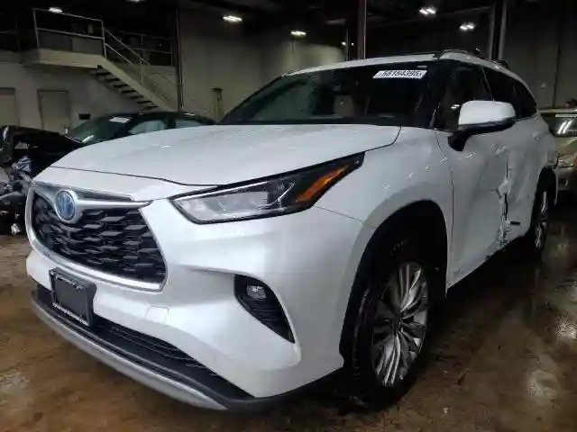 5TDEBRCH7NS094856 2022 TOYOTA HIGHLANDER-0