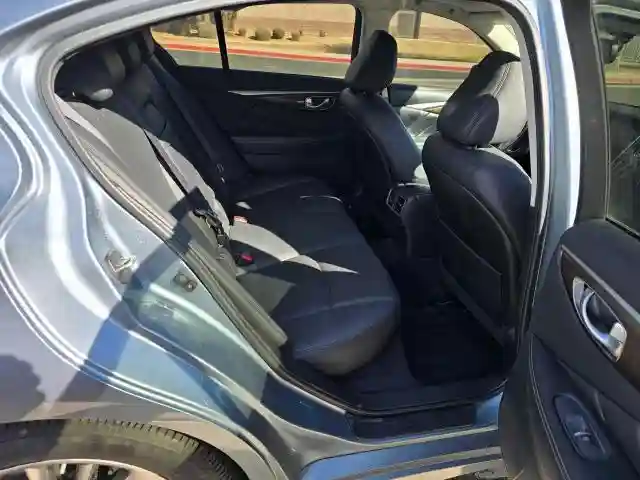 JN1EV7AR3JM441650 2018 INFINITI Q50-5
