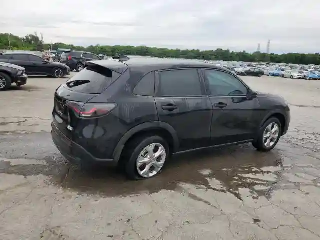 3CZRZ1H31PM744421 2023 HONDA HR-V-2