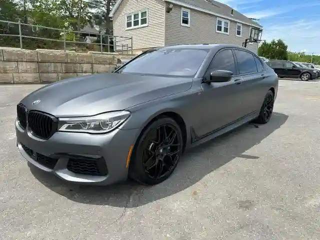 WBA7H6C54JG614931 2018 BMW M7-0