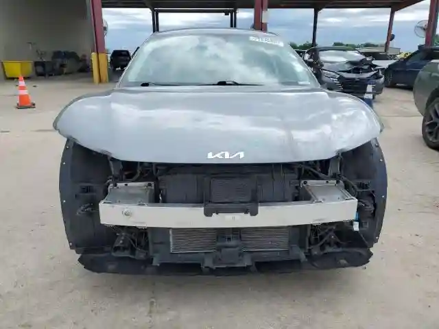 KNDC34LA8R5194955 2024 KIA EV6 LIGHT-4