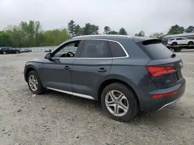 WA1BNAFY9J2222324 2018 AUDI Q5-1