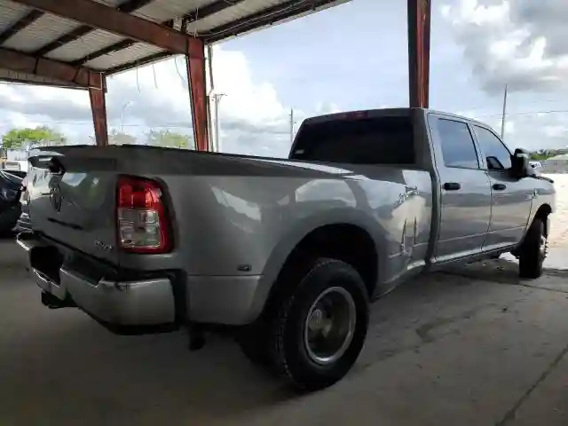 3C63RRGL5RG155781 2024 RAM 3500-2