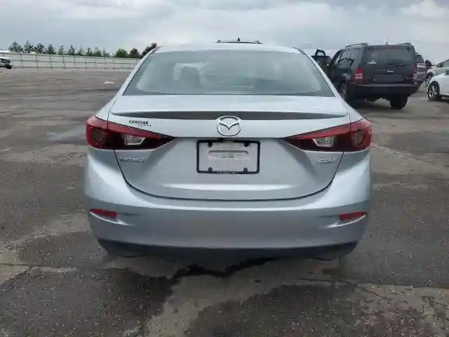 3MZBN1V38JM206424 2018 MAZDA 3-5