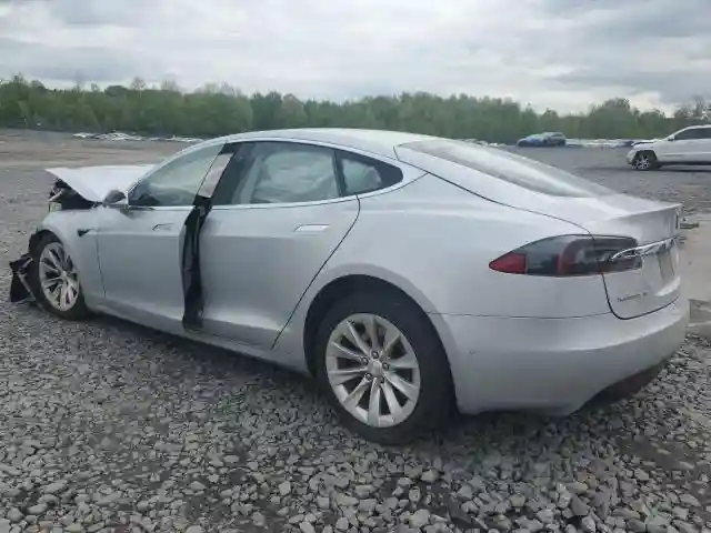 5YJSA1E16HF180191 2017 TESLA MODEL S-1
