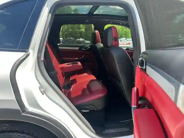 WP1AC2A27FLA81589 2015 PORSCHE CAYENNE-5
