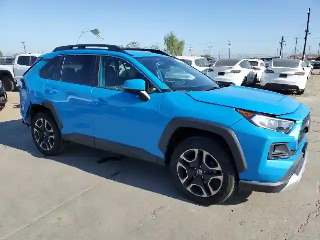 2T3J1RFVXMW170585 2021 TOYOTA RAV4-3