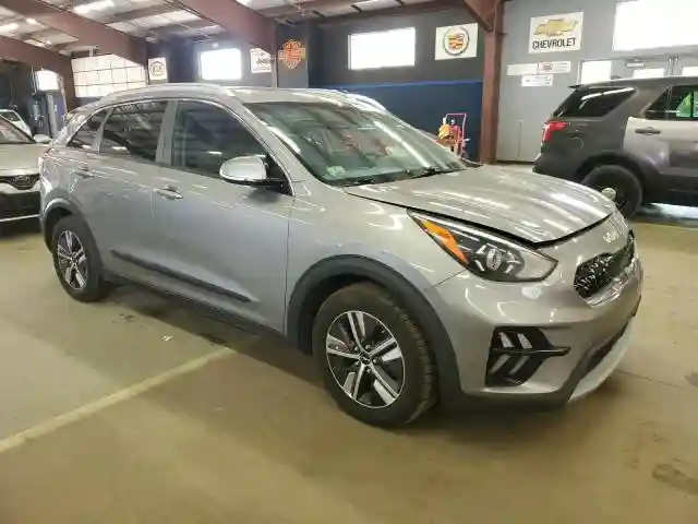 KNDCE3LC4N5516801 2022 KIA NIRO-3