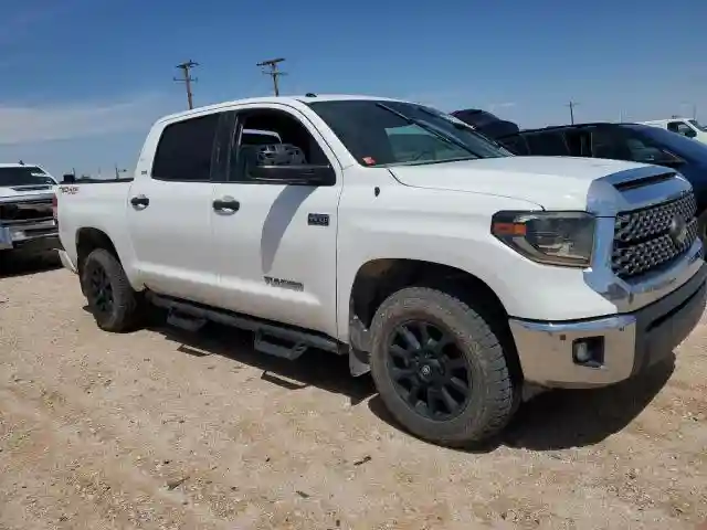 5TFDY5F10KX866833 2019 TOYOTA TUNDRA-3
