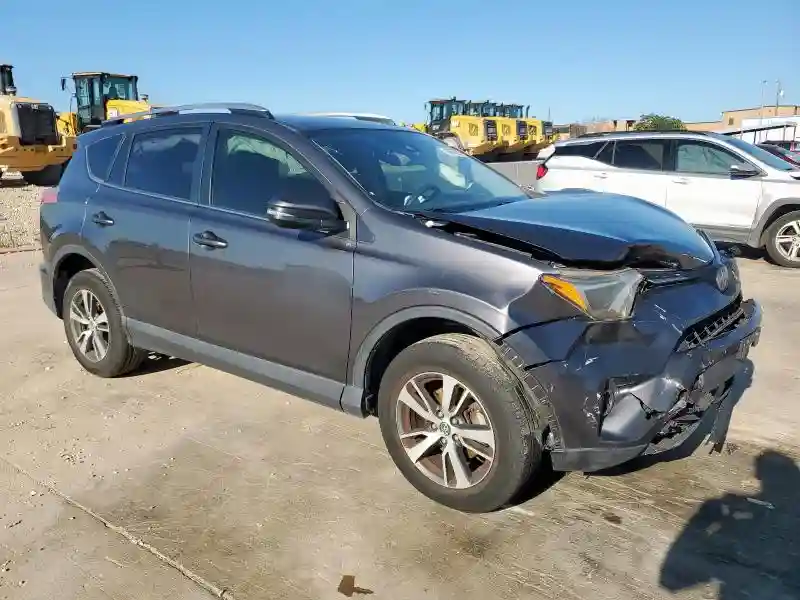 JTMWFREV8JJ168773 2018 TOYOTA RAV4-3