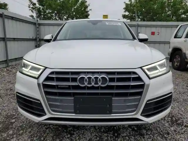 WA1BNAFY5J2230548 2018 AUDI Q5-4
