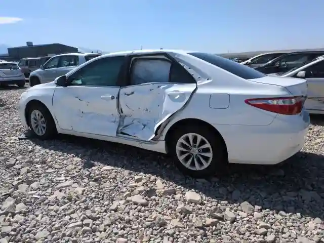 4T1BF1FK3GU532816 2016 TOYOTA CAMRY-1