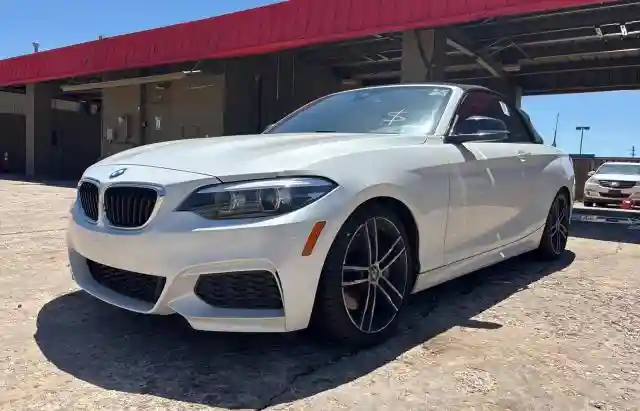 WBA2N1C56JVC28015 2018 BMW M2-1