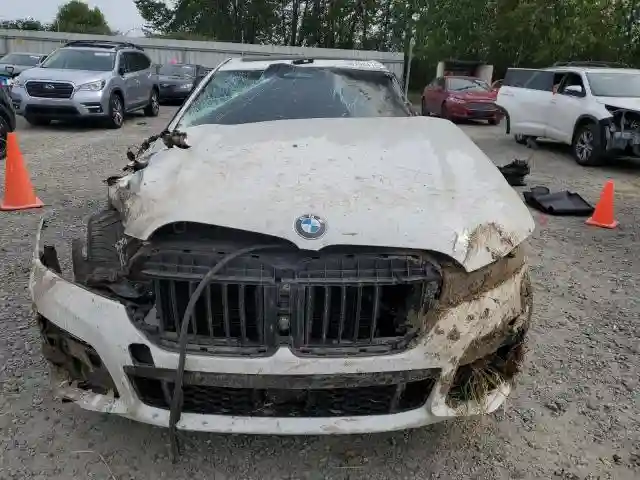 WBA7U2C04NCH44975 2022 BMW 7 SERIES-4