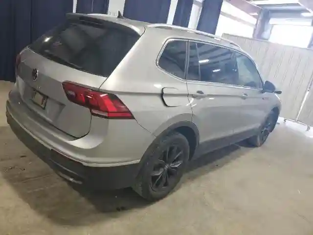 3VV3B7AX6NM034235 2022 VOLKSWAGEN TIGUAN-2