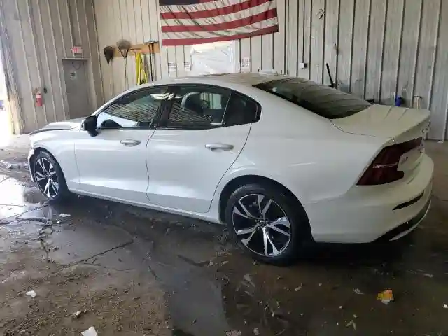 7JRL12FK1RG323347 2024 VOLVO S60 CORE-1
