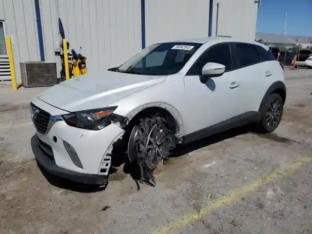 JM1DKFC74J0312864 2018 MAZDA CX-3-0