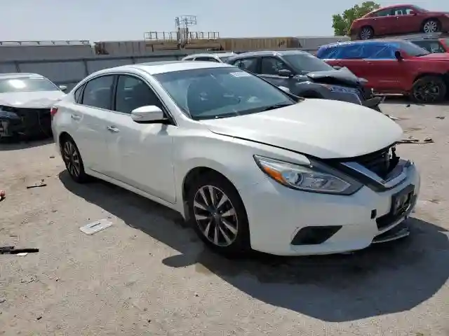 1N4AL3AP0HC279040 2017 NISSAN ALTIMA-3