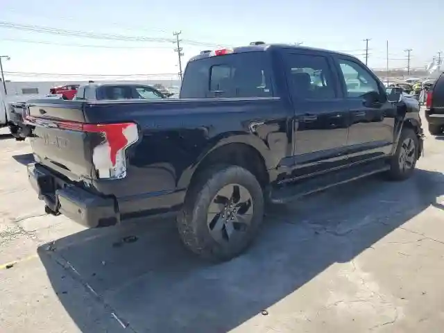 1FT6W1EV8NWG04113 2022 FORD F150 LIGHT-2