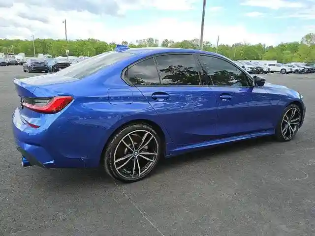3MW5R7J02M8C00695 2021 BMW 3 SERIES-2