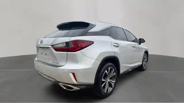 2T2BZMCA5KC179604 2019 LEXUS RX350-3
