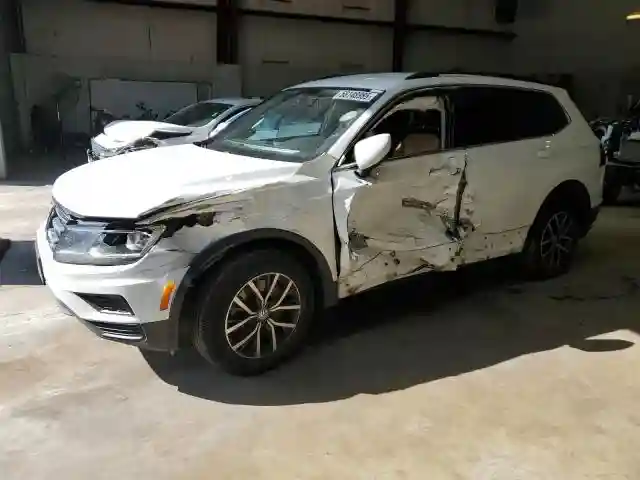 3VV2B7AX7KM101190 2019 VOLKSWAGEN TIGUAN-0