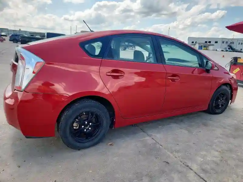 JTDKN3DU5F0425179 2015 TOYOTA PRIUS-2