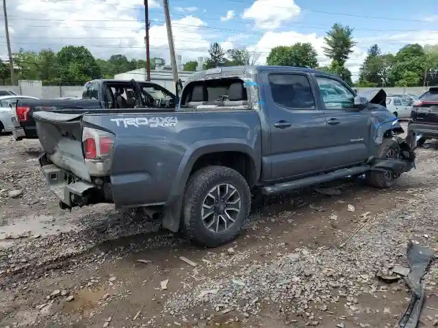 3TMCZ5AN7PM586455 2023 TOYOTA TACOMA-2