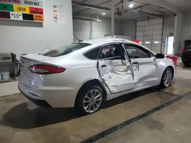 3FA6P0SU0KR158384 2019 FORD FUSION-2