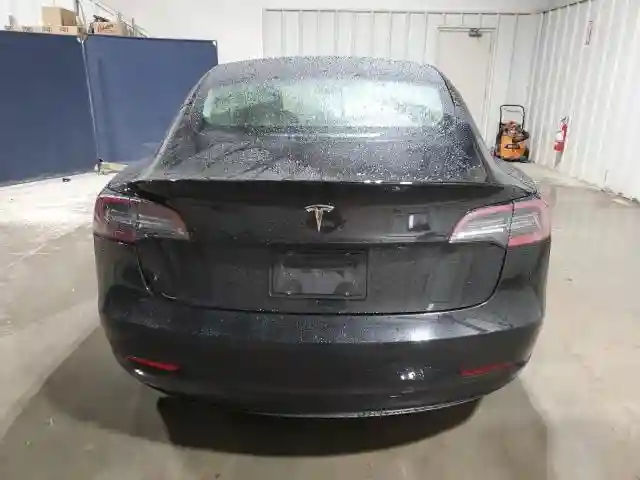 5YJ3E1EA9PF449775 2023 TESLA MODEL 3-5