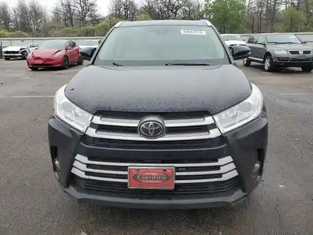 5TDJZRFH1KS572240 2019 TOYOTA HIGHLANDER-4