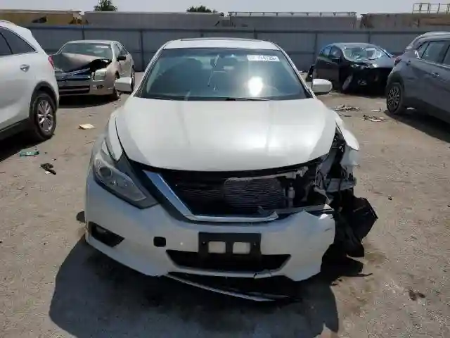 1N4AL3AP0HC279040 2017 NISSAN ALTIMA-4