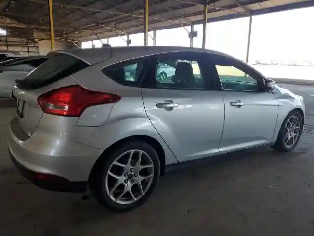 1FADP3K23FL330158 2015 FORD FOCUS-2