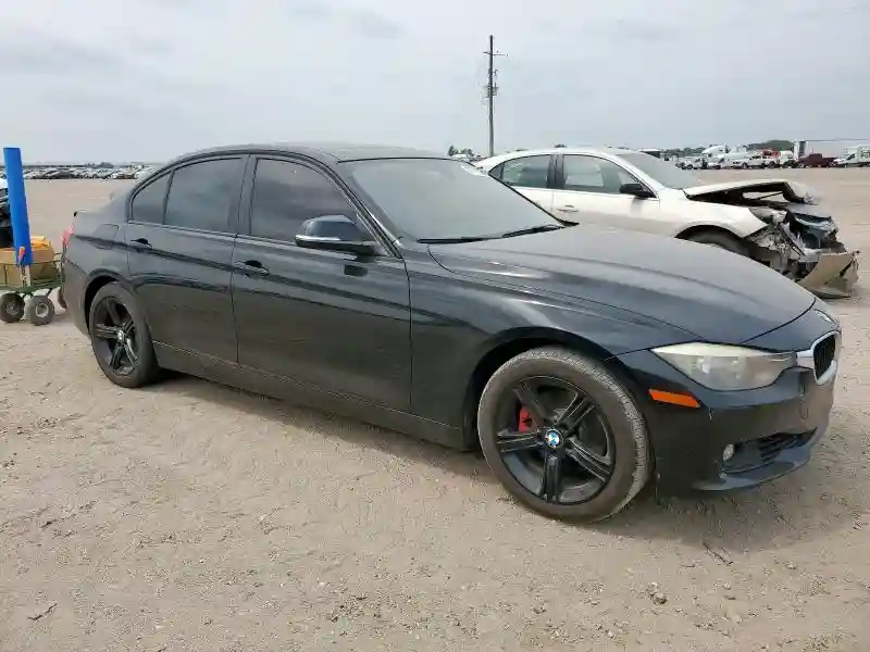 WBA3C1C56FK119697 2015 BMW 3 SERIES-3