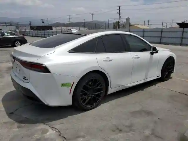 JTDAAAAAXPA008920 2023 TOYOTA MIRAI-2