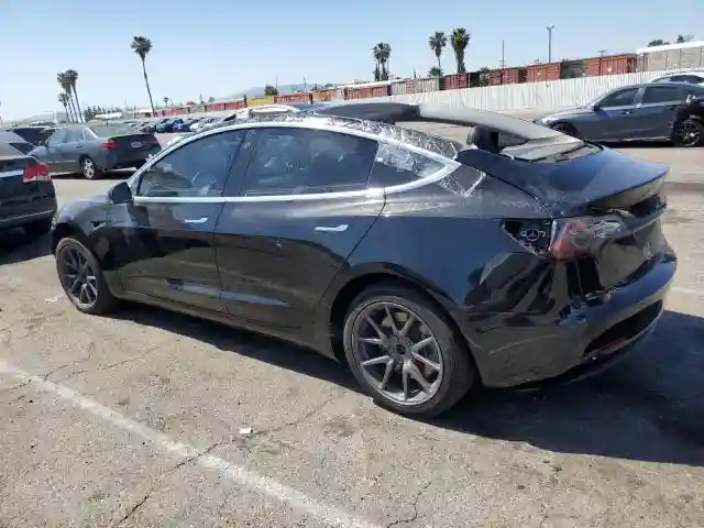 5YJ3E1EA8KF306096 2019 TESLA MODEL 3-1