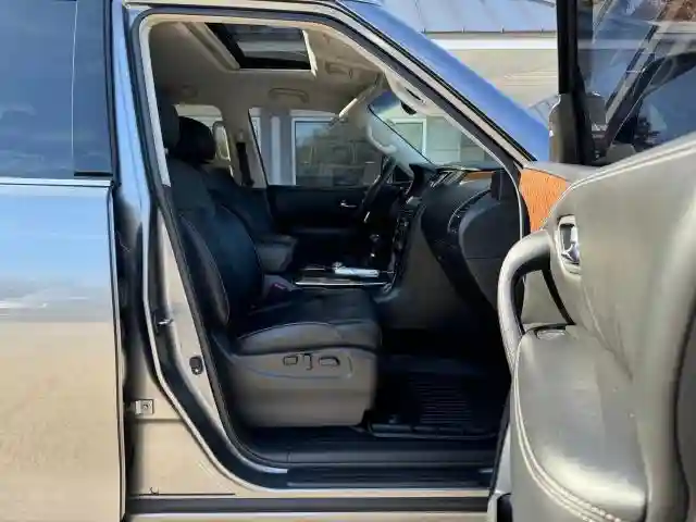JN8AY2NE5H9703778 2017 NISSAN ARMADA-4